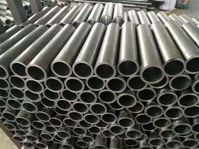 海伦30CrMo精密无缝钢管